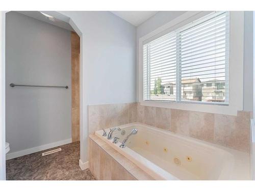 108 Silverado Plains View Sw, Calgary, AB - Indoor Photo Showing Bathroom