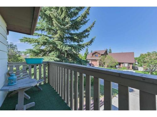 59 Beacham Rise Nw, Calgary, AB - Outdoor With Exterior