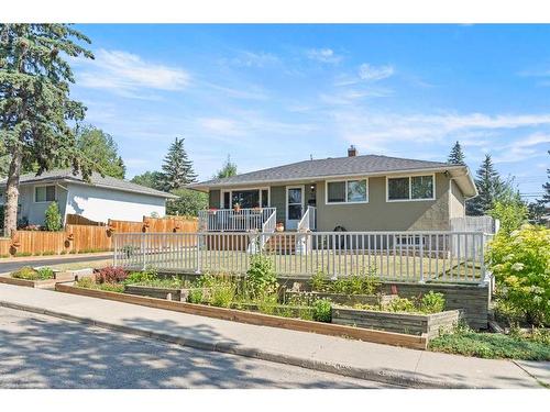 24 Trafford Place Nw, Calgary, AB - Outdoor With Deck Patio Veranda