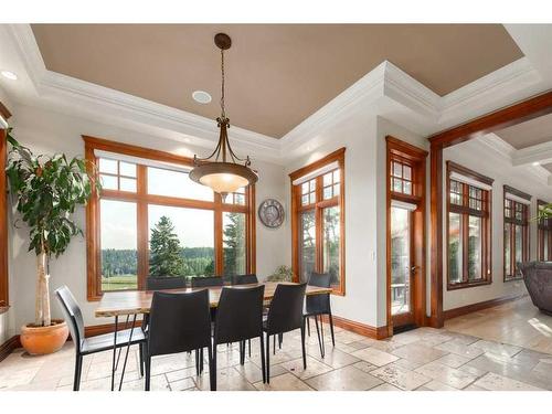 10-154029 264 Street West, Rural Foothills County, AB - Indoor Photo Showing Dining Room