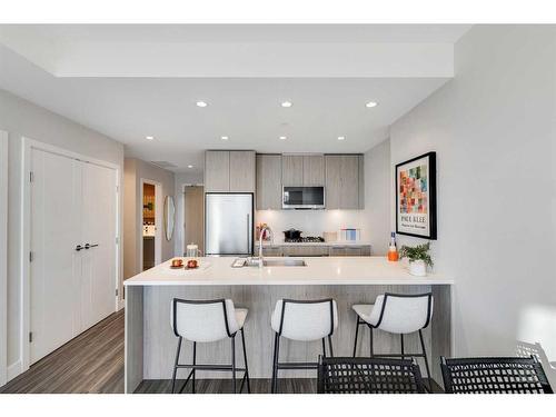 3301-530 3 Street Se, Calgary, AB - Indoor Photo Showing Kitchen With Upgraded Kitchen