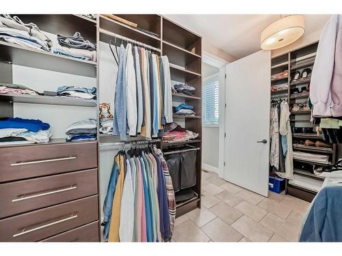 30 Silverado Ranch Way Sw, Calgary, AB - Indoor With Storage