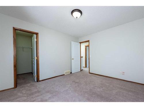 126 Panamount Street Nw, Calgary, AB - Indoor Photo Showing Other Room