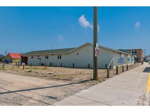 2120 19 Street, Nanton, AB 