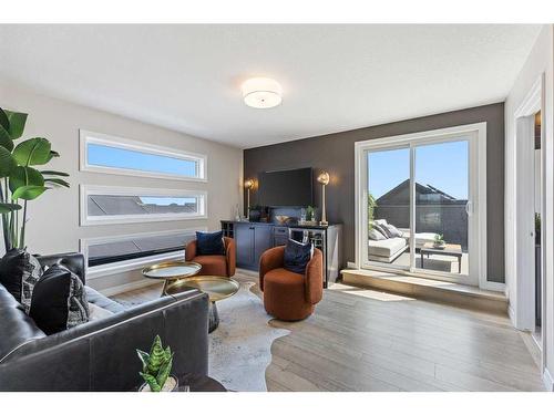 412 Legacy Circle Se, Calgary, AB - Indoor Photo Showing Living Room