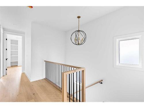 1820 19 Avenue Nw, Calgary, AB - Indoor Photo Showing Other Room