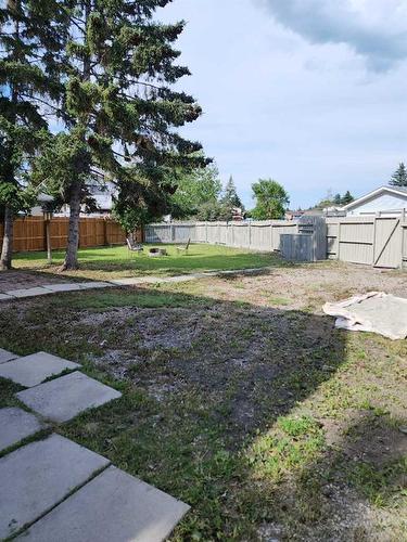 167 Whitman Place Ne, Calgary, AB - Outdoor With Backyard