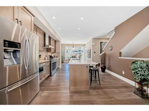 213 Riva Heights, Canmore, AB - Indoor Photo Showing Kitchen