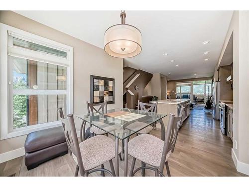 213 Riva Heights, Canmore, AB - Indoor Photo Showing Dining Room