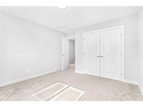 43 Herron Rise Ne, Calgary, AB - Indoor Photo Showing Other Room