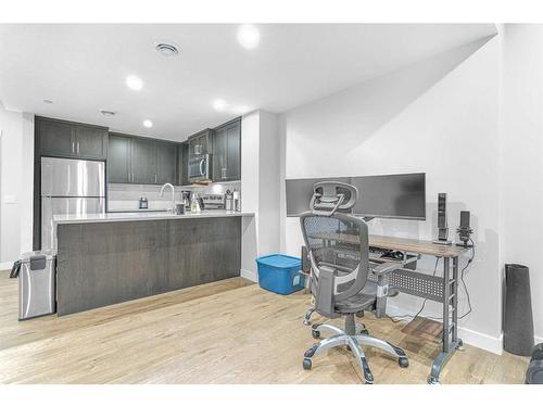 43 Herron Rise Ne, Calgary, AB - Indoor Photo Showing Office