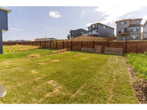 43 Herron Rise Ne, Calgary, AB - Outdoor