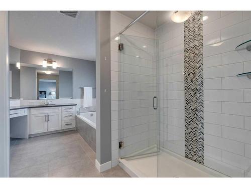 240 Sandpiper Crescent, Chestermere, AB - Indoor Photo Showing Bathroom