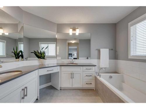 240 Sandpiper Crescent, Chestermere, AB - Indoor Photo Showing Bathroom