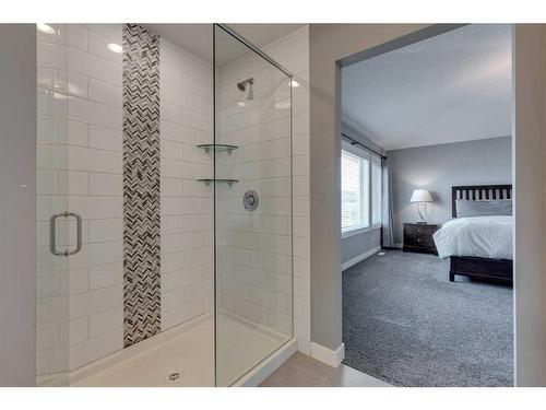 240 Sandpiper Crescent, Chestermere, AB - Indoor Photo Showing Bathroom