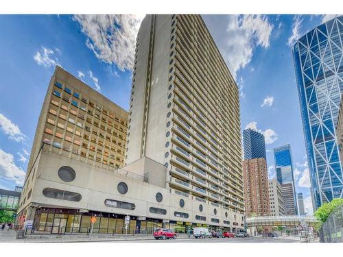 907-221 6 Avenue Se, Calgary, AB - Outdoor With Facade