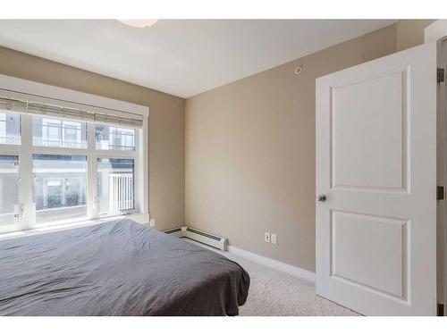 3419-11 Mahogany Row Se, Calgary, AB - Indoor Photo Showing Bedroom