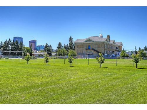 1141 Richland Road Ne, Calgary, AB - Outdoor