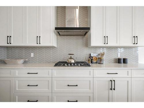 230 Creekside Way Sw, Calgary, AB - Indoor Photo Showing Kitchen