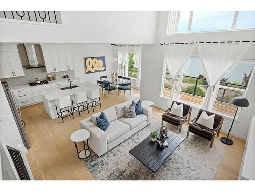 230 Creekside Way Sw, Calgary, AB - Indoor Photo Showing Living Room