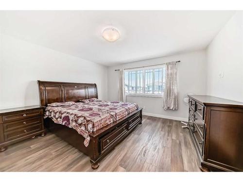 21 Legacy Glen Place Se, Calgary, AB - Indoor Photo Showing Bedroom