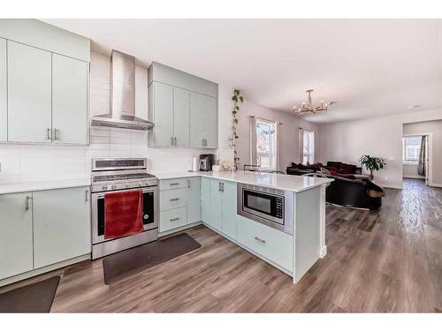 21 Legacy Glen Place Se, Calgary, AB - Indoor Photo Showing Kitchen