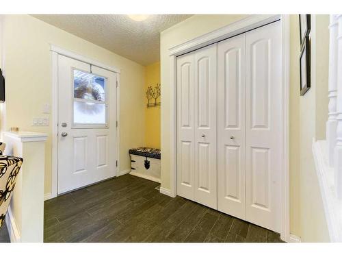 172 Legacy Crescent Se, Calgary, AB - Indoor Photo Showing Other Room