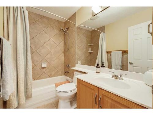 77 Rockbluff Place Nw, Calgary, AB - Indoor Photo Showing Bathroom