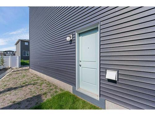 28 Walcrest Row Se, Calgary, AB - Outdoor With Exterior