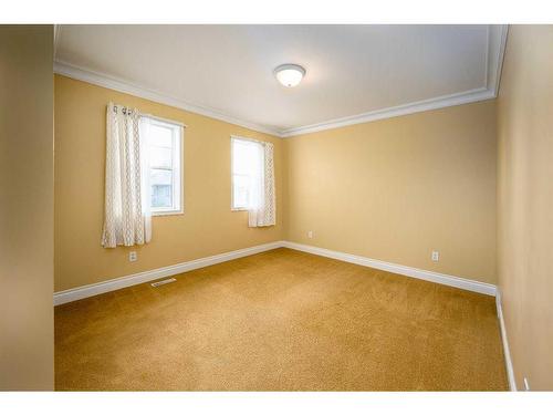 11067 Valley Springs Road Nw, Calgary, AB - Indoor Photo Showing Other Room