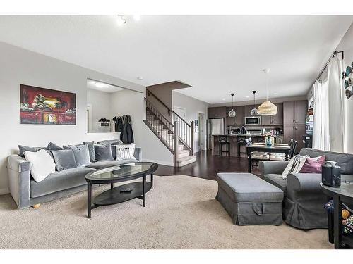 1016 Ranch Road, Okotoks, AB - Indoor Photo Showing Living Room