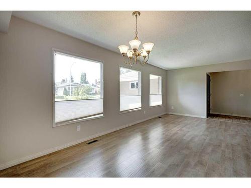 252 Parkside Way Se, Calgary, AB - Indoor Photo Showing Other Room