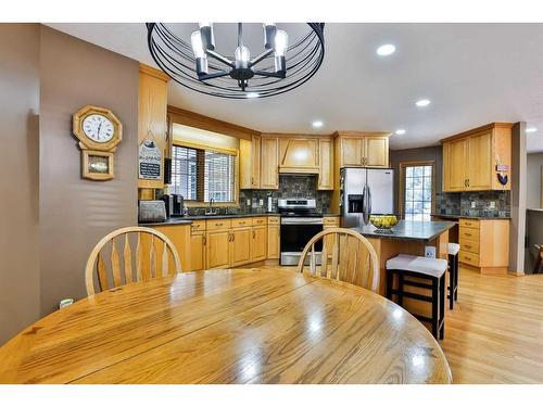 3107 30 Street, Coaldale, AB - Indoor Photo Showing Dining Room