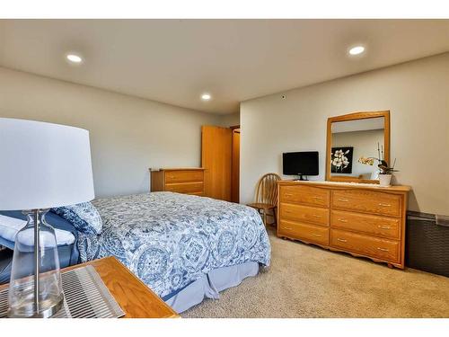 3107 30 Street, Coaldale, AB - Indoor Photo Showing Bedroom