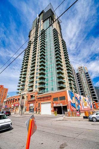 3007-210 15 Avenue Se, Calgary, AB - Outdoor With Facade