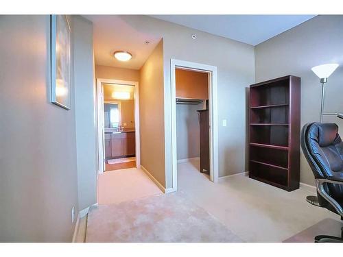 3007-210 15 Avenue Se, Calgary, AB - Indoor