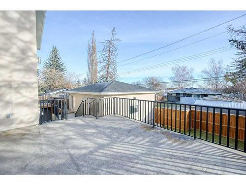 54 Malibou Road Sw, Calgary, AB - Outdoor