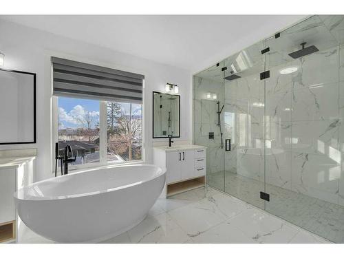 54 Malibou Road Sw, Calgary, AB - Indoor Photo Showing Bathroom