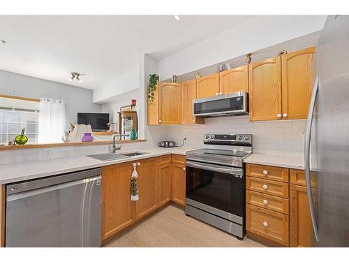 280-223 Tuscany Springs Boulevard Nw, Calgary, AB - Indoor Photo Showing Kitchen