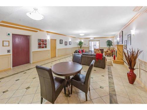 280-223 Tuscany Springs Boulevard Nw, Calgary, AB - Indoor Photo Showing Dining Room