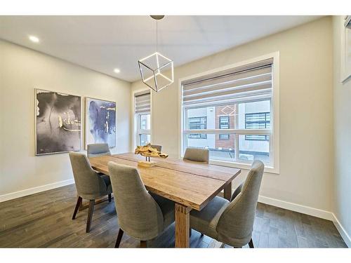 3424 15 Street Sw, Calgary, AB - Indoor Photo Showing Dining Room