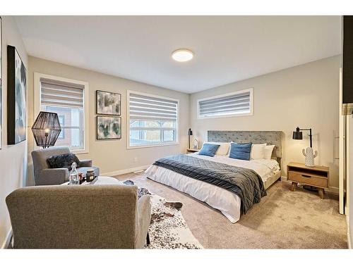 3424 15 Street Sw, Calgary, AB - Indoor Photo Showing Bedroom