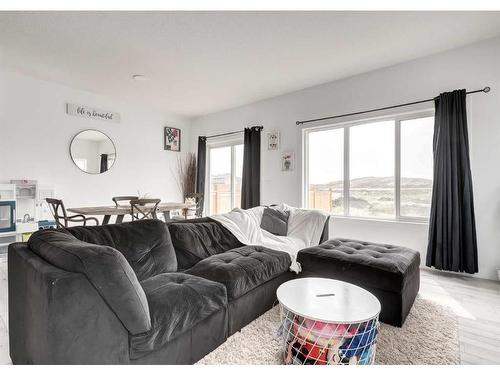 105 Legacy Glen Circle Se, Calgary, AB - Indoor Photo Showing Living Room