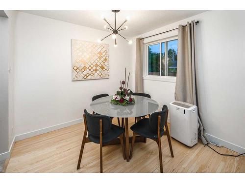 3516 19 Street Nw, Calgary, AB - Indoor Photo Showing Dining Room