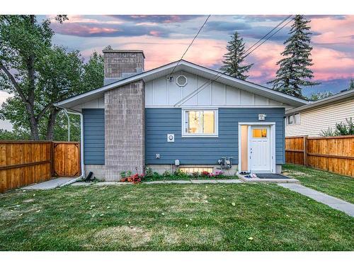 3516 19 Street Nw, Calgary, AB - Outdoor