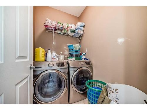 238 Cityscape Gardens Ne, Calgary, AB - Indoor Photo Showing Laundry Room