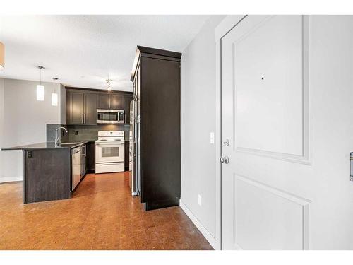 2212-155 Skyview Ranch Way Ne, Calgary, AB - Indoor Photo Showing Kitchen