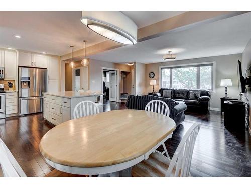 10216 Maplecreek Drive Se, Calgary, AB - Indoor Photo Showing Dining Room