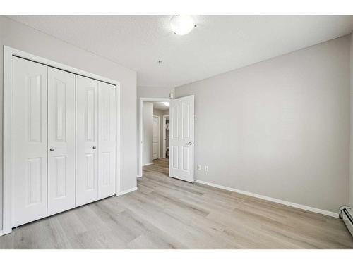 1109-60 Panatella Street Nw, Calgary, AB - Indoor