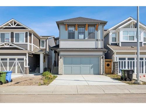 18 Magnolia Court Se, Calgary, AB - Outdoor With Facade